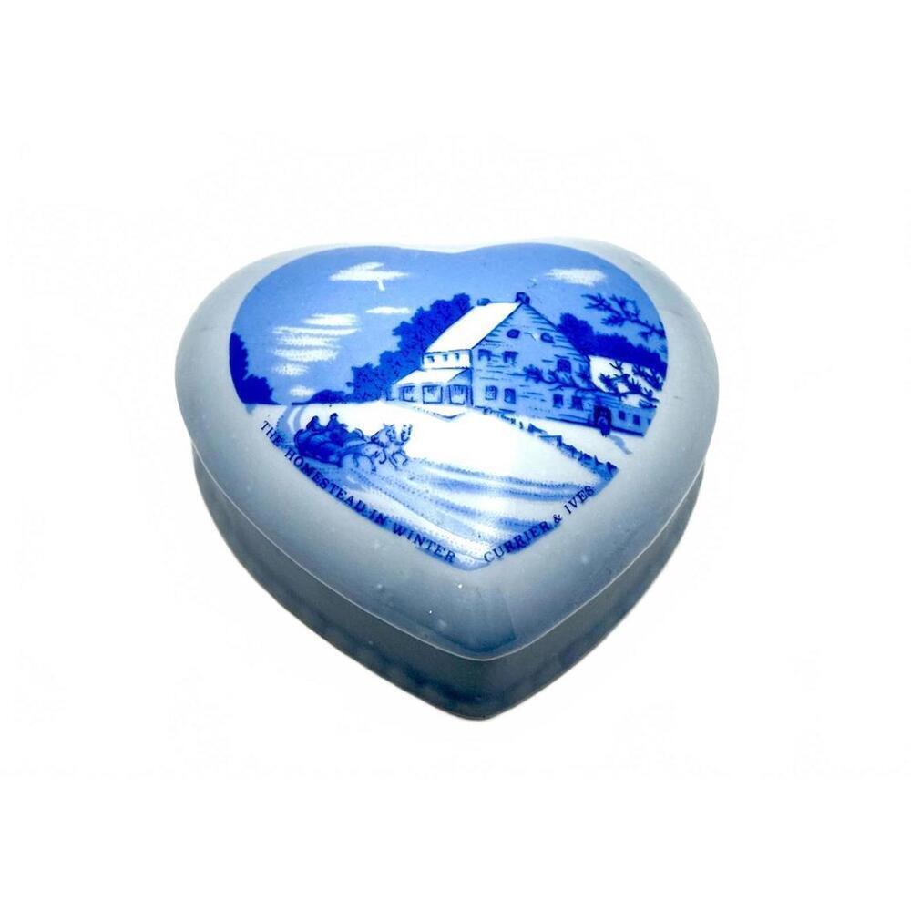 Vintage Currier & Ives The Homestead Winter Heart-Shaped Porcelain Trinket Box